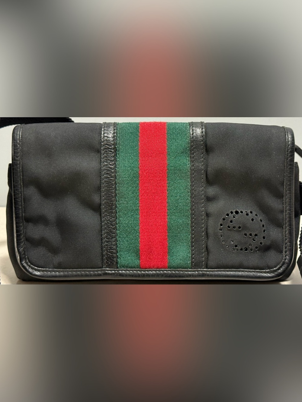 Gucci Sherry Line Body /Belt Bag - Picture 2 of 16